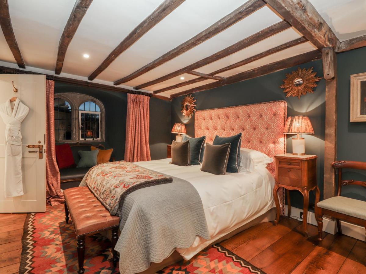 Battel Hall Maidstone Buitenkant foto